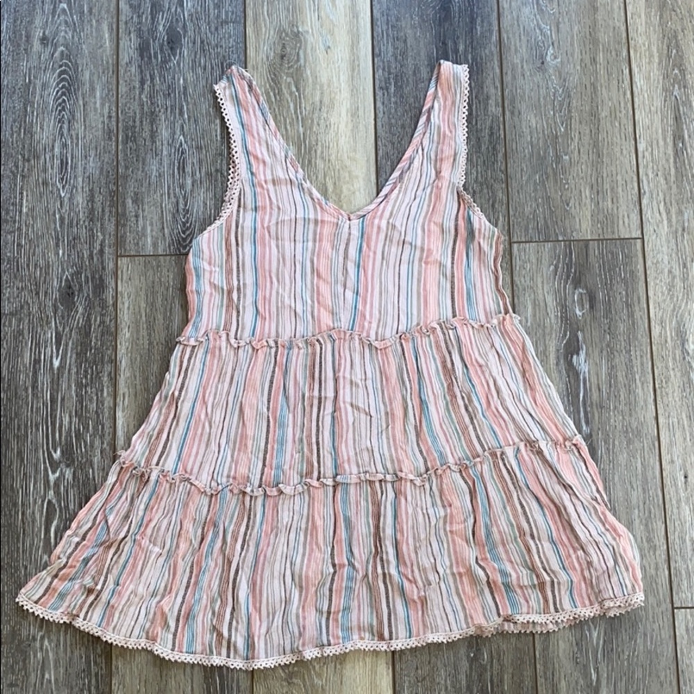 Knox Rose Gently Used Tank with cute striping!